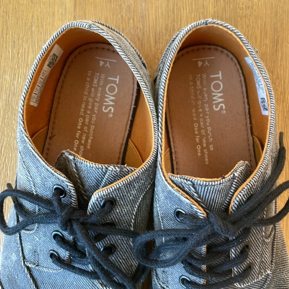 Toms Washed Black Gray Tie Oxfords Loafers Dress Shoes Size Youth 4